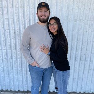 Meet your Posher, Gloria